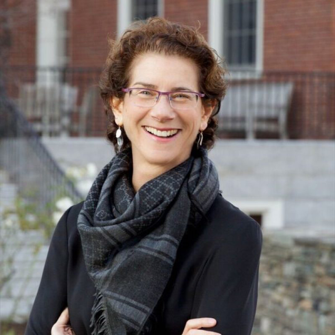Lisa Lahey